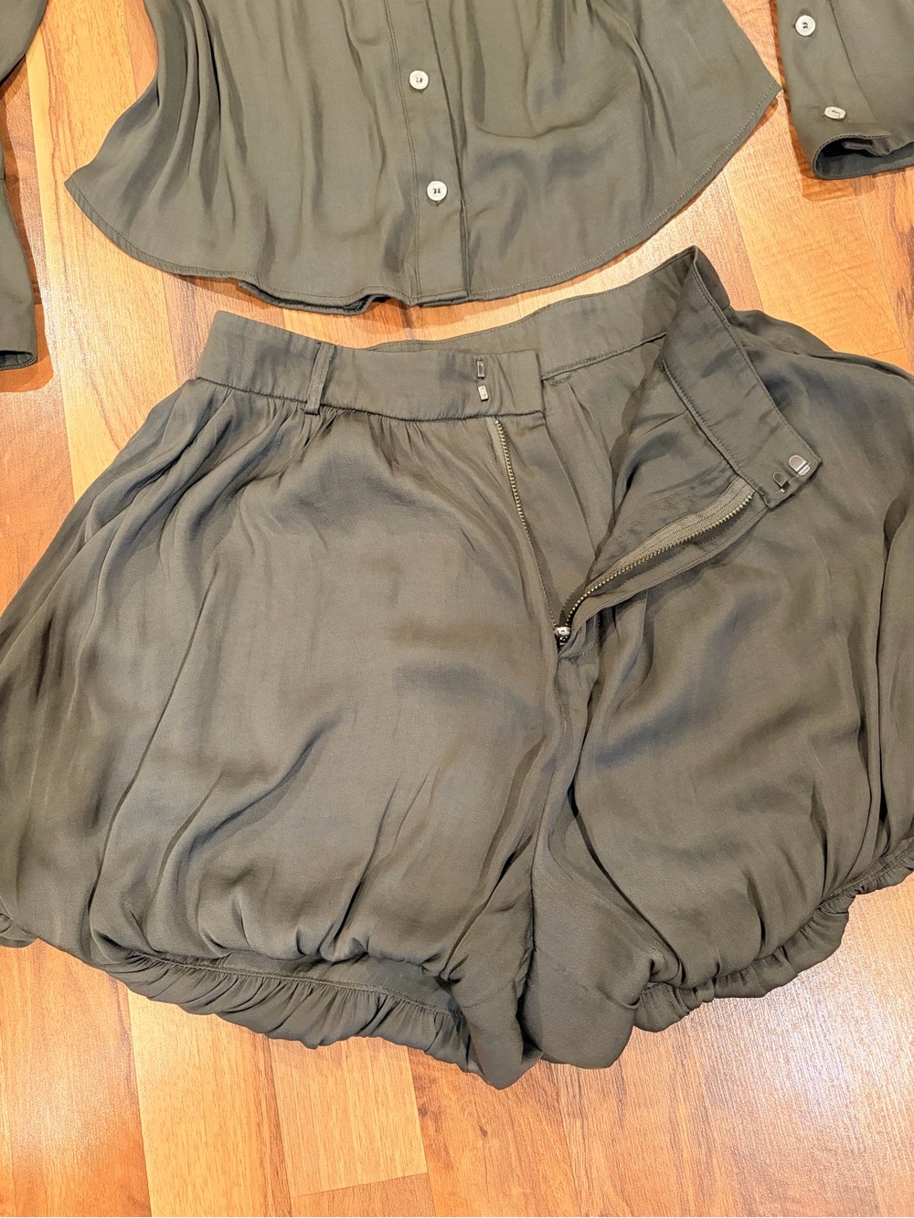 Free People Olive Green Relaxed Bubble Hem Shorts - Picture 10 of 16